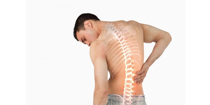 Đau lưng bên phải gần eo là bệnh gì?